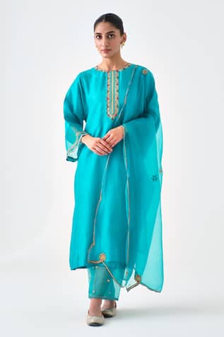 JANKI INDIA Embroidered Kurta Set 