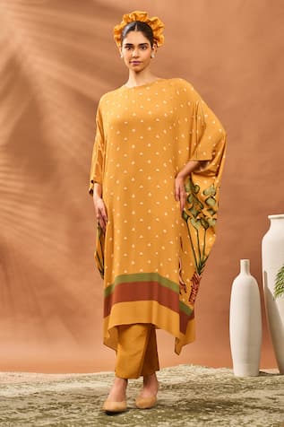 Masaba Yellow Spades Blossom Kurta Set