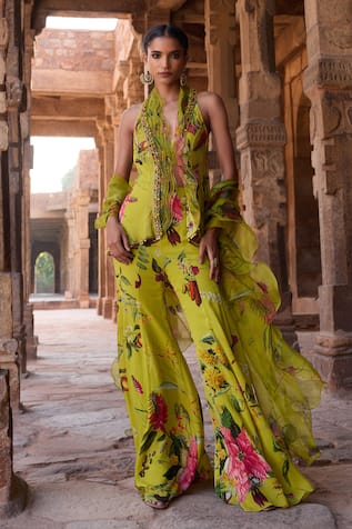 Awigna Floral Print Georgette Kurta Set 