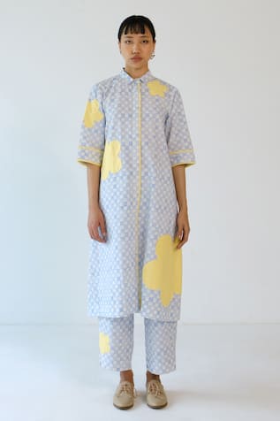 Merakus Blue Checks Applique Cotton Kurta Pant Set 