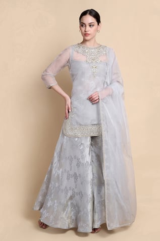 BHAIRAVI JAIKISHAN Grey Organza Jacquard Kurta Set 