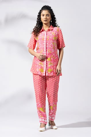 Thee Modern Roots Floral Print Coral Co-ord Set 