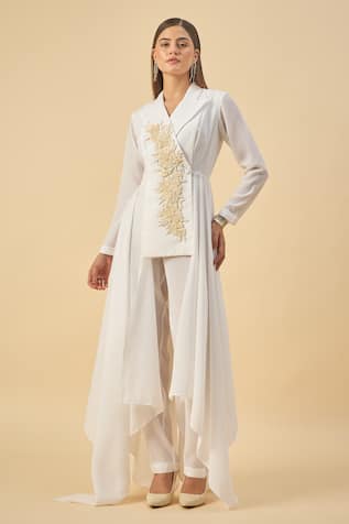 Aakaar White Moss Crepe Blazer & Pant Set 