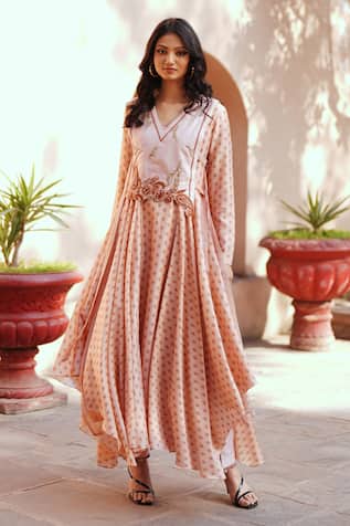 Isha Gupta Tayal Pink Chanderi Printed Kurta Set 