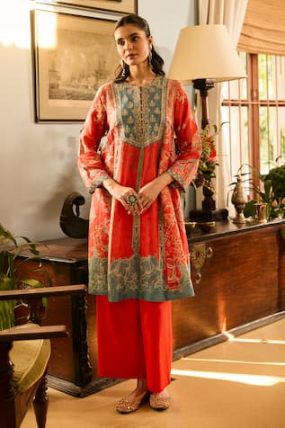 Saundh Printed Kurta Set  