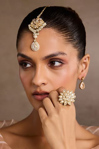 Tarun Tahiliani Floral Silver Ring 