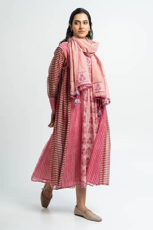 Pants And Pajamas Pink Chanderi Printed Kurta Set 