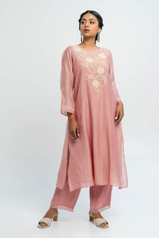 Pants and Pajamas Chanderi Embroidered Pink Kurta Set 