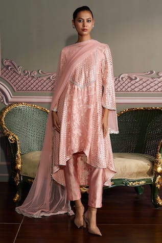 Mustard Moon by Neyha and Vrinda Rhea Rose Pink Kurta Set 