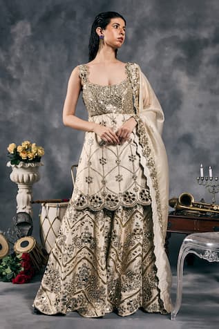 Vandana Sethi Ivory Mirror Embroidered Kurta Set 