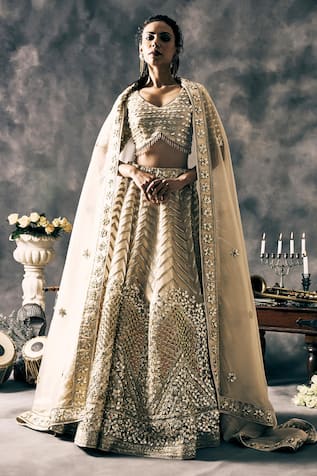 Vandana Sethi Ivory Embroidered Lehengas Set 