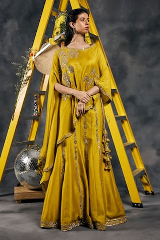 Vandana Sethi Green Mirror Embroidered Cape Lehenga Set 