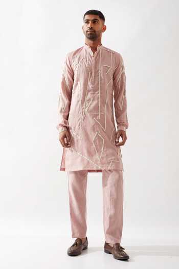 Son Of A Noble Snob Applique Textured Pink Slim Fit Kurta 