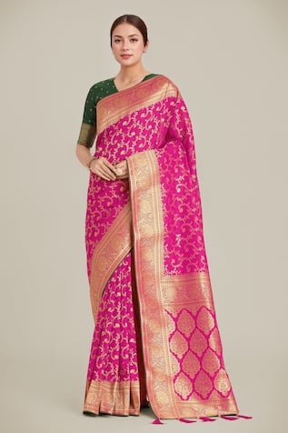 Naintara Bajaj Rani Pink Banarasi Silk Saree Set 