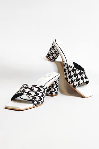 The Alter T-shaped Houndstooth Block Heels 