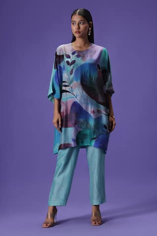Label Radini Serene Blossom Printed Kurta Set 