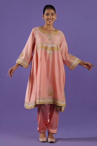 LABEL RADINI Peach Chanderi Kashmiri Tilla Choga Set 