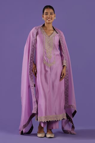 LABEL RADINI Lilac Chanderi Embroidered Kurta Set 