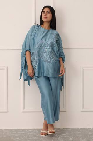 Midori By Sgv Embroidered Blue Cotton Silk Kaftan Set 