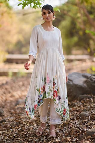 Nirmooha Floral Printed Asymmetrical Anarkali Set 