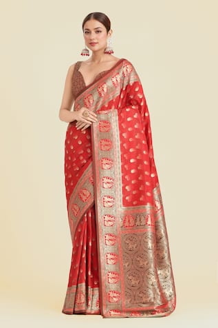 Naintara Bajaj Red Banarasi Silk Saree Set 