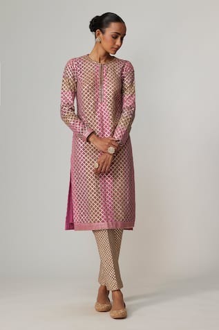 Vvani by Vani Vats Mud Mauve Multicolor Kurta Set 