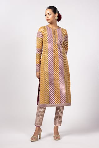 Vvani by Vani Vats Multicolor Kurta Set With Straight Pants 