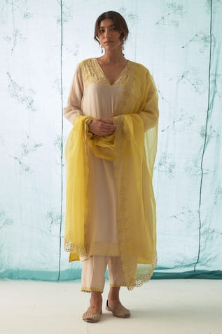 JANKI INDIA Ivory Kurta Set with Yellow Embroidery 