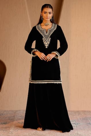 Nero India Black Velvet Kurta Sharara Set 
