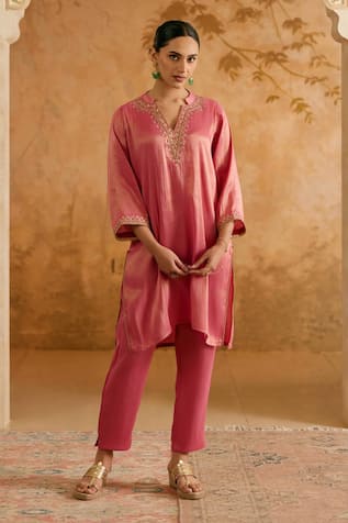 Nero India Pink Tissue Kurta & Pant Set 