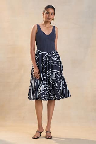 Vedika M Black & White Chevron Shell Corset Dress 