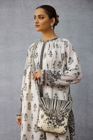 Torani Kalamkari Aashi Sling Bag 