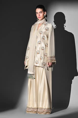 Nikita Mhaisalkar Off-white Handthread Embroidered Kurta Set 
