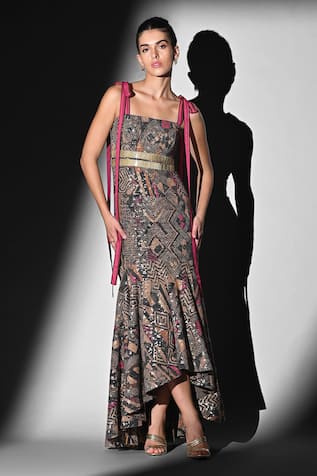 Nikita Mhaisalkar Pink Geometric Cut-Pipe Maxi Dress 