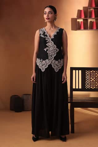 Ekru Zarqaa Black Waistcoat & Palazzo Set 