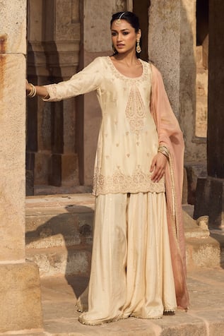Kritika Dawar Ivory Paisley Kurta Sharara Set 