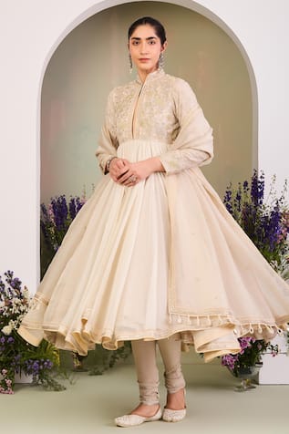 Sue Mue Embroidered Anarkali Kurta Set 