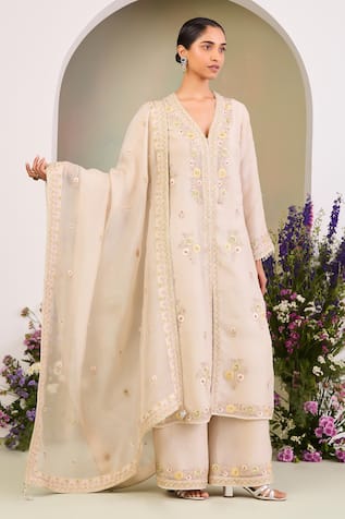 Sue Mue Embroidered Silk Organza Kurta Set 