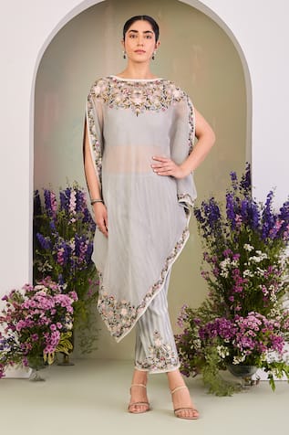 Sue Mue Embroidered Ice Blue Kaftan Set 
