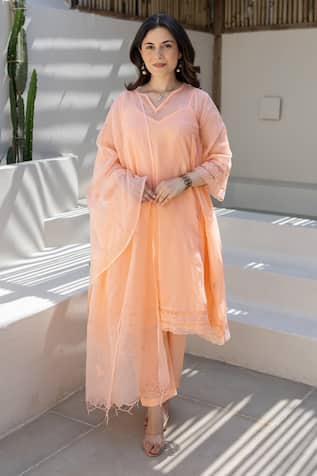 ASRUMO Peach Embroidered Doriya Kurta Set 