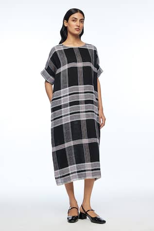 Payal Pratap Dumalis Boat Neck Midi Dress 