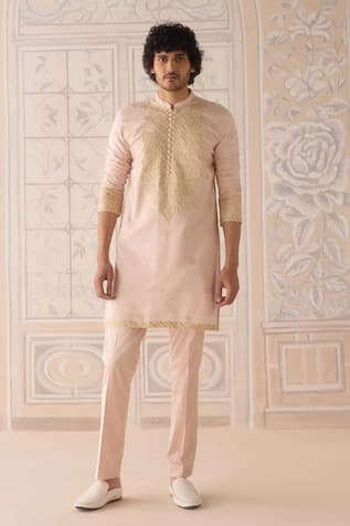 Shyam Narayan Prasad Embroidered Snow Pink Kurta Set 