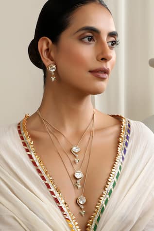 SWABHIMANN White Layered Necklace Set 