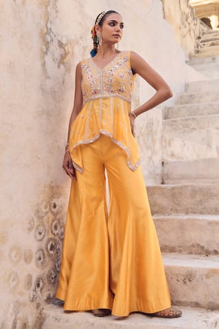 Vinita Bhansali Sunheri Co-Ord Set 
