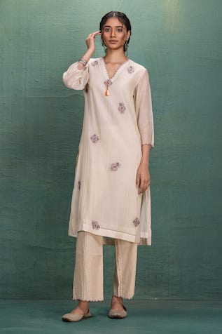 Kahani Lush Beige Machine Embroidery Kurta Set 