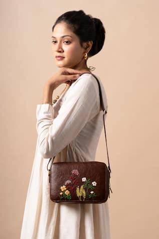 Blooming Meadows Sling Bag 