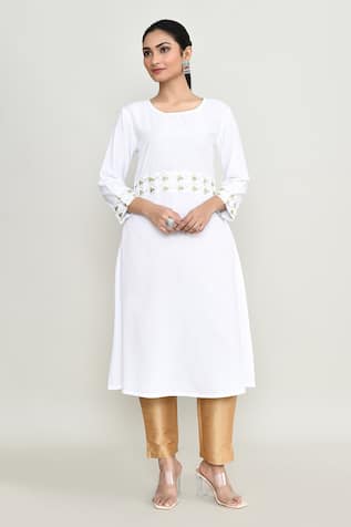 Abbaran White Embroidered Kurta Pant Set 