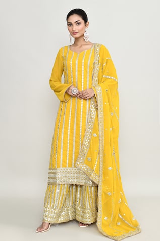 Abbaran Yellow Embroidered Straight Kurta Set 