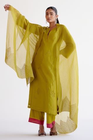Devnaagri Green Silk Chanderi Kurta Set 