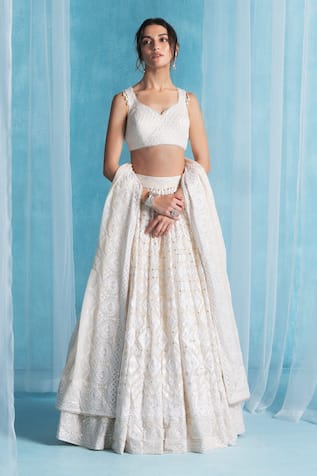 LASHKARAA Off White Classic Lehenga Set 